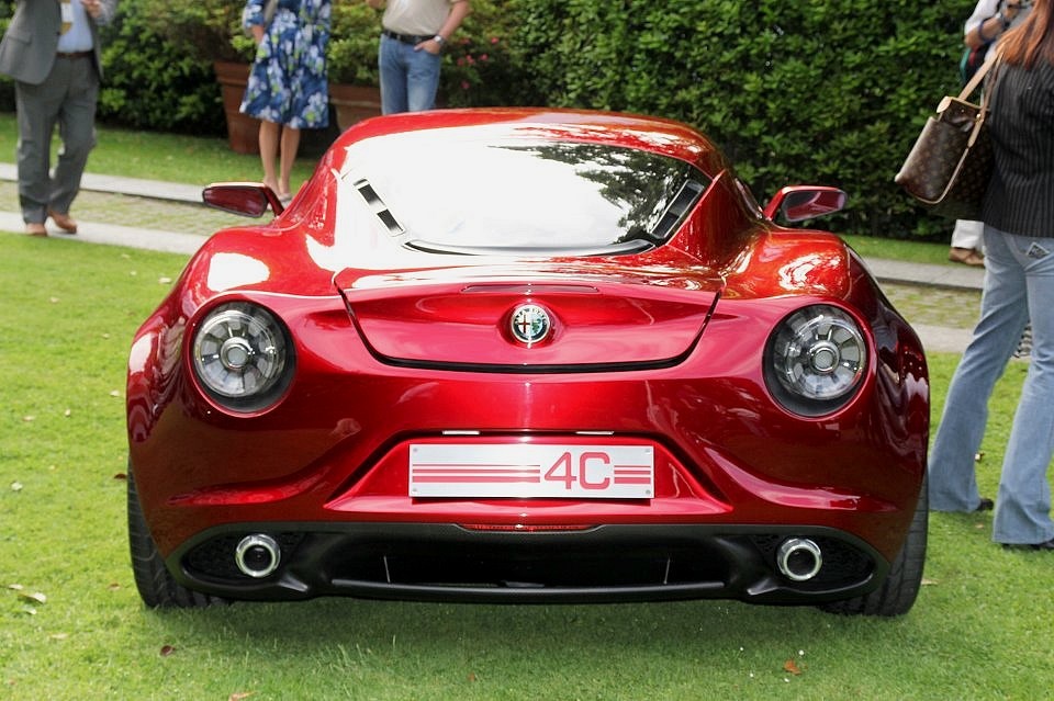 Alfa-Romeo-4C-Villa-dEste-2012.6.jpg