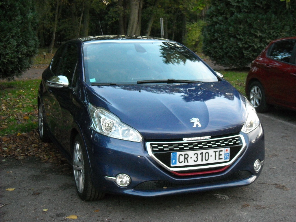 PEUGEOT 208 GTI (2013-) - ESSAI