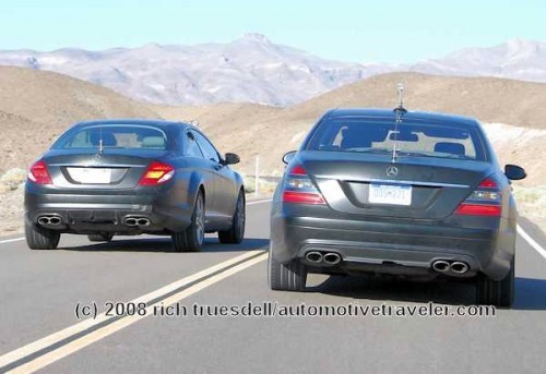 La S63 AMG à droite et la CL63 à gauche