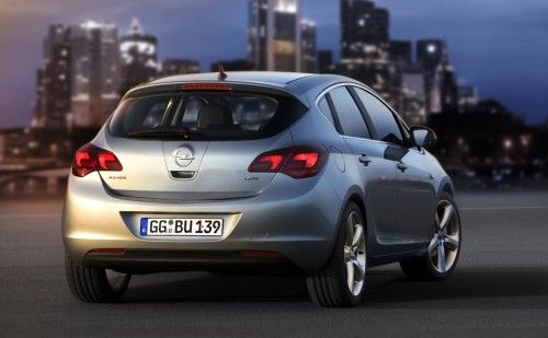 Opel Astra 2010 - arrière