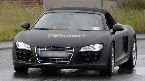 2011_audi_r8_spyder_spyshots