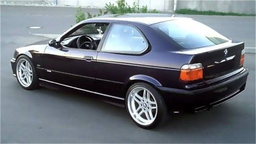 bmw_323_compact_rear_view