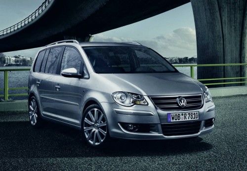 VW-Touran-R-Line-2