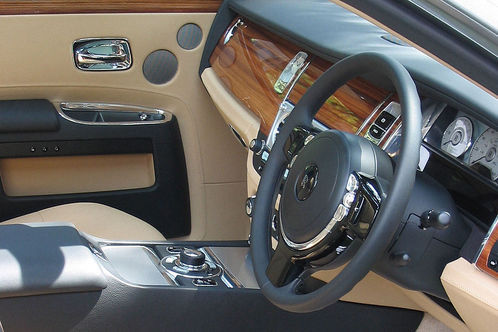 rolls-royce-ghost-dashboard