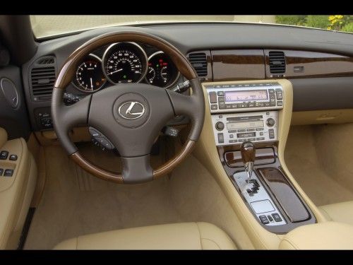 2009-Lexus-SC-430-Dashboard