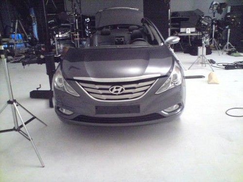 2011_Hyundai_Sonata_1