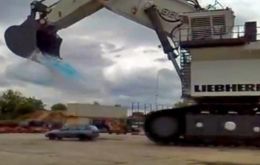 Mieux que le Karcher, le Liebherr