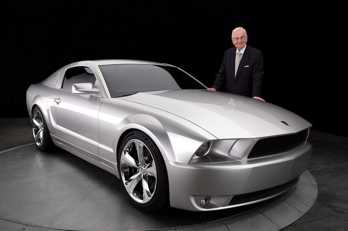 Ford_Mustang_Iacocca_01