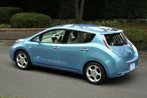 nissan-leaf_hi_009