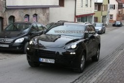 2011-porsche-cayenne-spy-photos