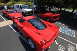 hot_ferrari_handicap_threesome_6