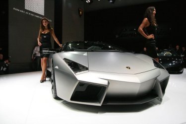 04-reventon-roadster-live