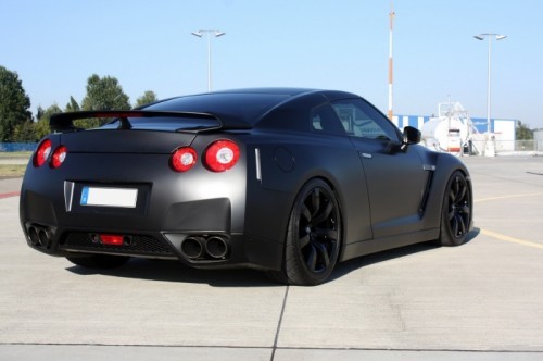 Nissan-GT-R-Avus-Performance-9