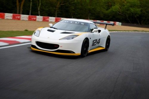 lotus_evora_type_124_front_3qtrs_moving_1