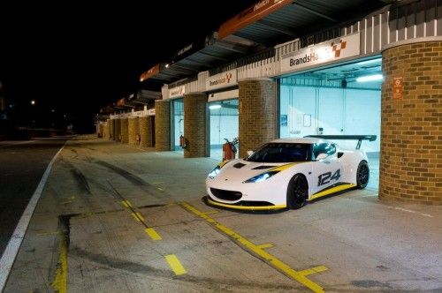 lotus_evora_type_124_front_3qtrs_static_3