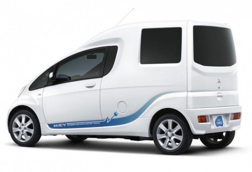 Mitsubishi-i-MiEV-CARGO-3