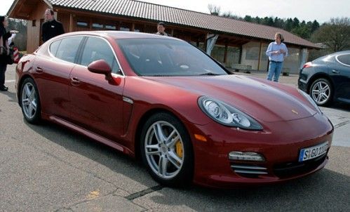 red-panamera-1