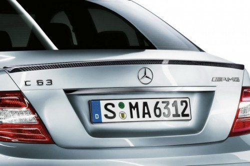 Mercedes-C63-AMG-Performance-Pack-3