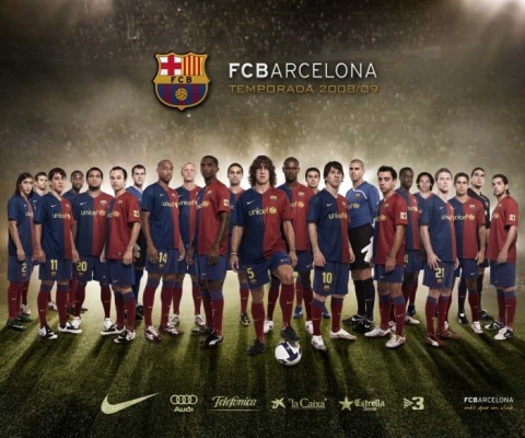 football-soccer-wallpaper_barcelona-team-squad_01_1152x900