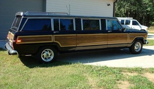 grand-wagoneer-limo-large-5