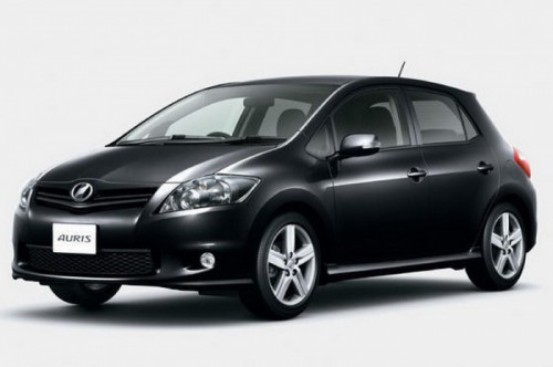 2010-Toyota-Auris-2