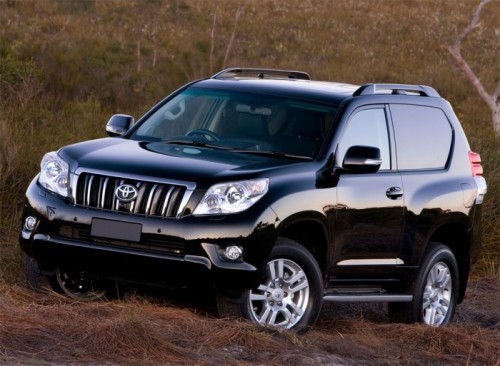 2010-Toyota-Landcruiser-Three-Door-1