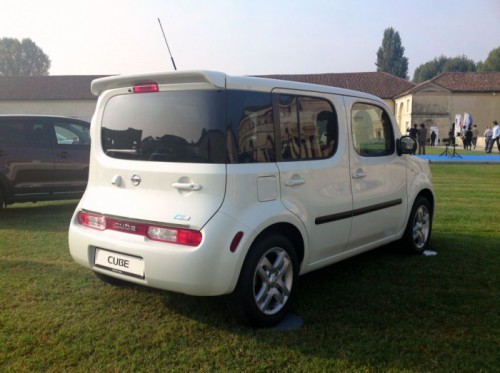 Nissan Cube Euro spec.1