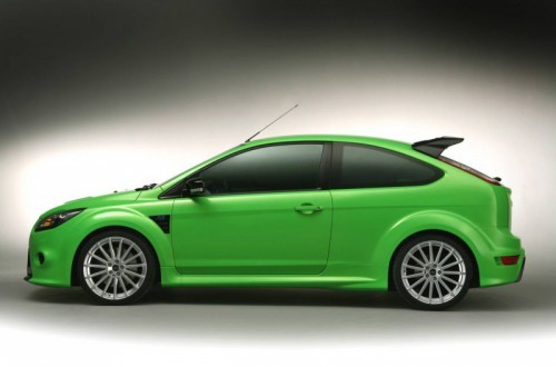 Ford-Focus-RS-Side