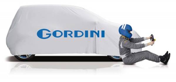 Gordini le vrai retour du marketing avec deux bandes blanches