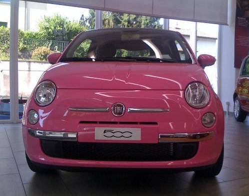 Fiat_500_in_pink_01