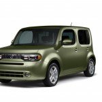 2010-Nissan-Cube-25