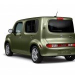 2010-Nissan-Cube-30