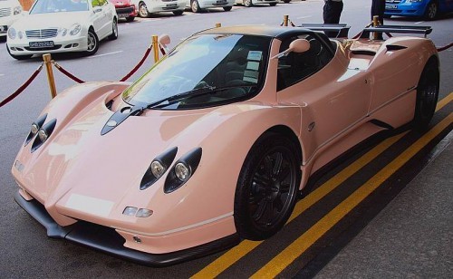 pink_pagani_zonda-1