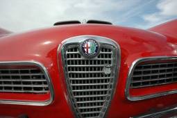 calandre alfa romeo