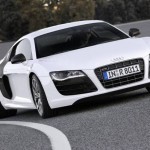 Audi-R8-blanche-3-4-avant-D_zoom