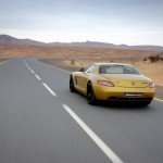 Mercedes_SLS_AMG_Desert_Gold_en_G55_AMG_13