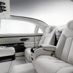 inside-maybach-laudaulet