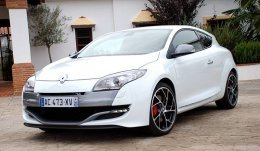 renault-megane-3-rs-2-0-t-250-ch