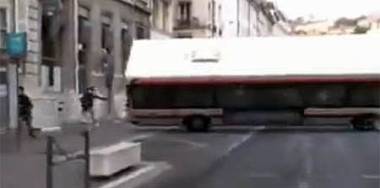 Accident d'un bus des TCL