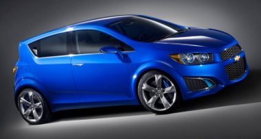 2011-Chevrolet-Aveo-RS-Front-And-Side