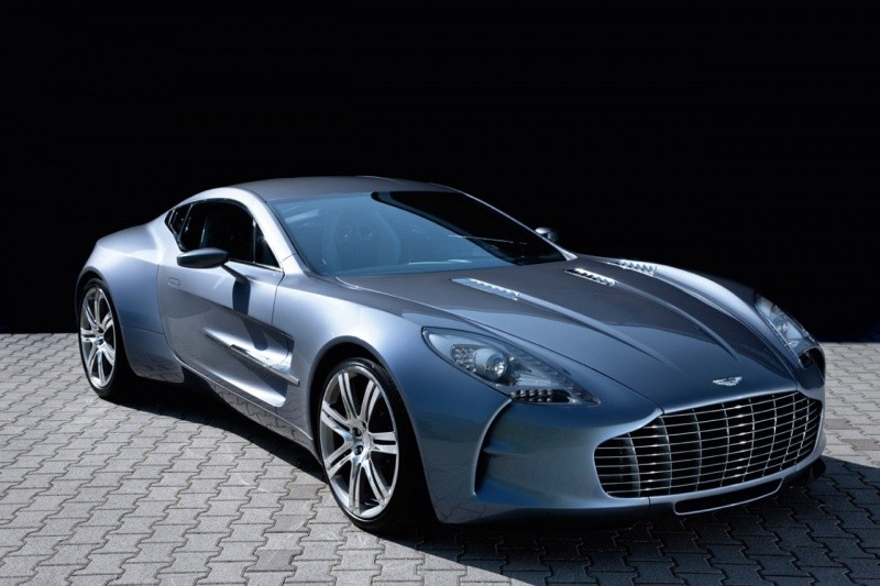 astonmartin_One 77_12