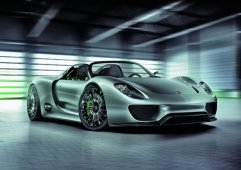 porsche_918_spyder_concept_01