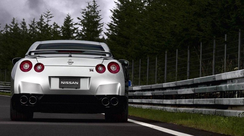 nissan gtr+rear