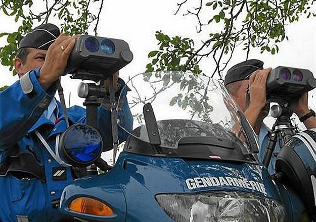Gendarmerie-en-controle_radar_ouestfrance_