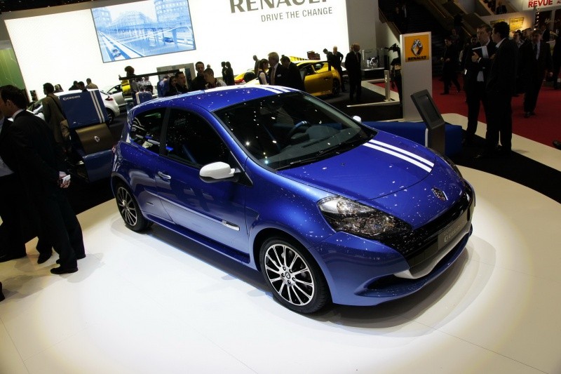 Renault-Clio-RS-Gordini-11