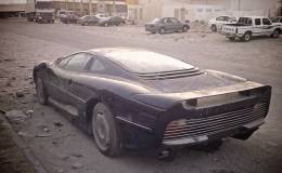 JaguarXJ220Qatar4