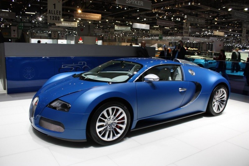 bugatti-veyron-bleu-centenaire-live-at-geneva-img_3