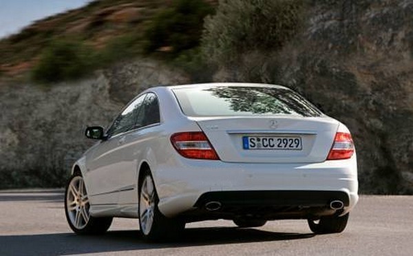 mb classe c coupe 02