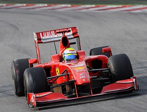 formule-1-ferrari_2010_Alonso
