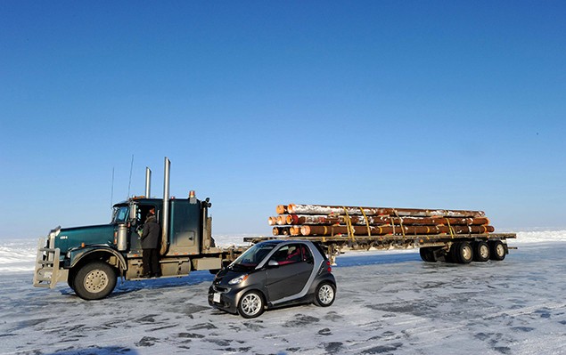 ice-road-smart-fortwo-2